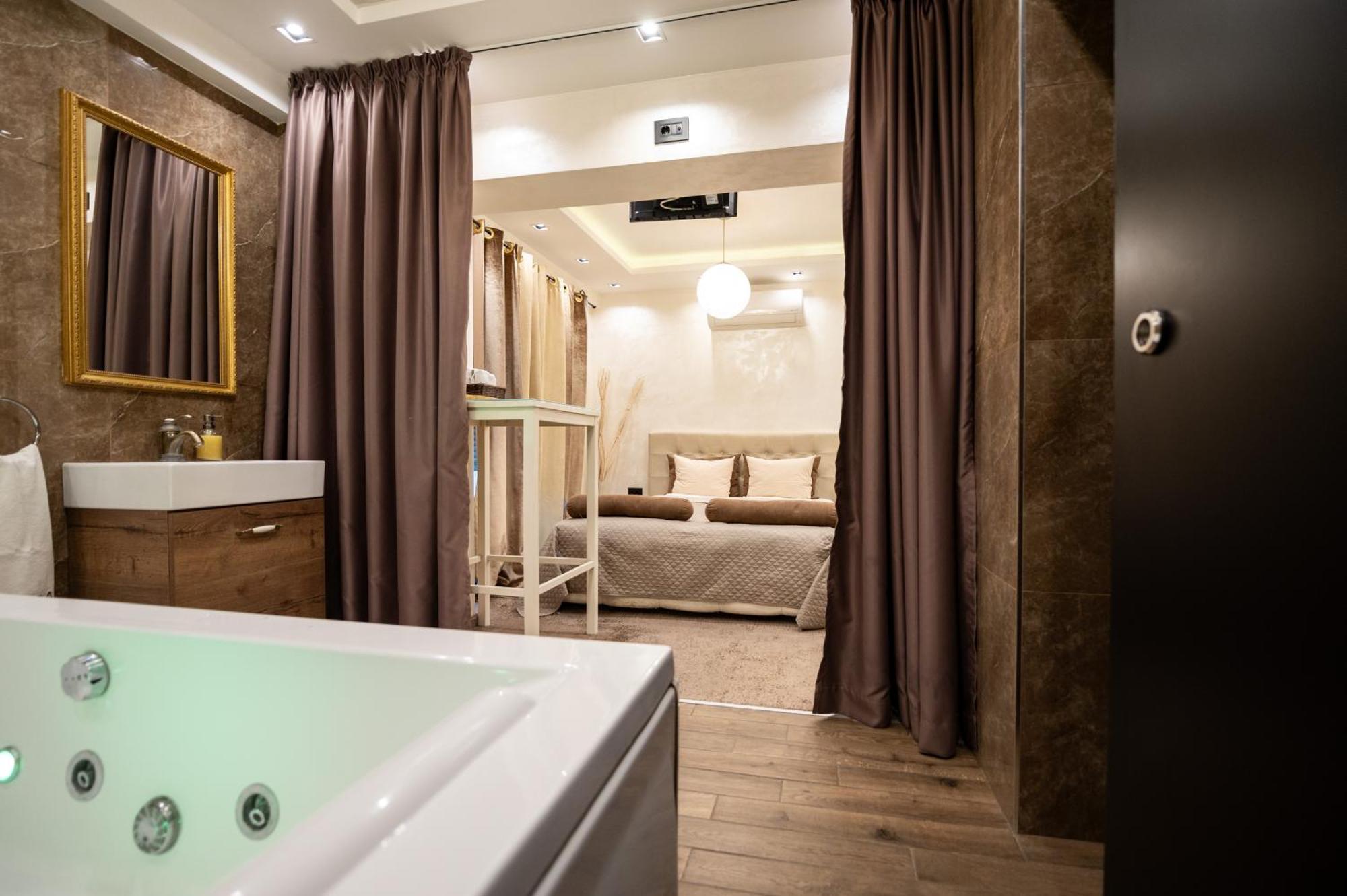 Central Business Apartments Jacuzzi Belgrade Extérieur photo
