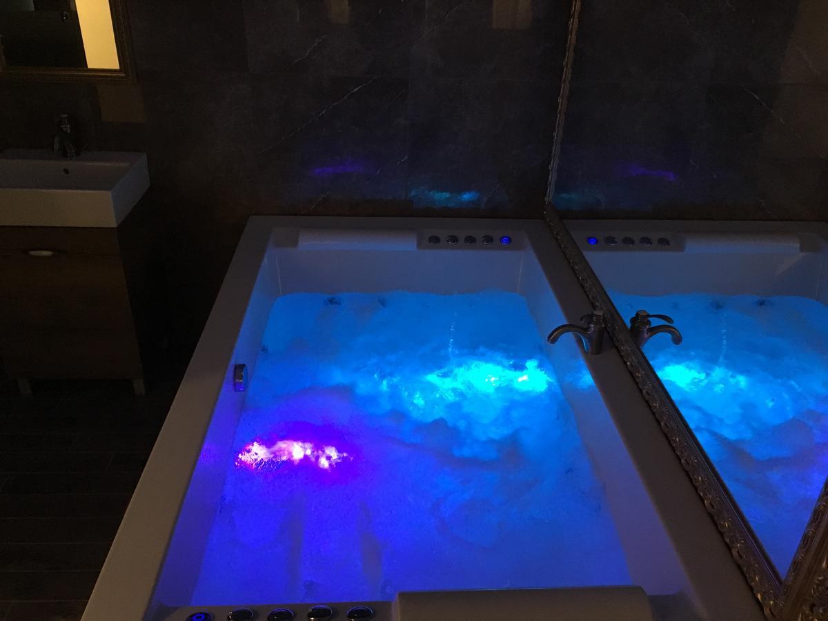 Central Business Apartments Jacuzzi Belgrade Extérieur photo