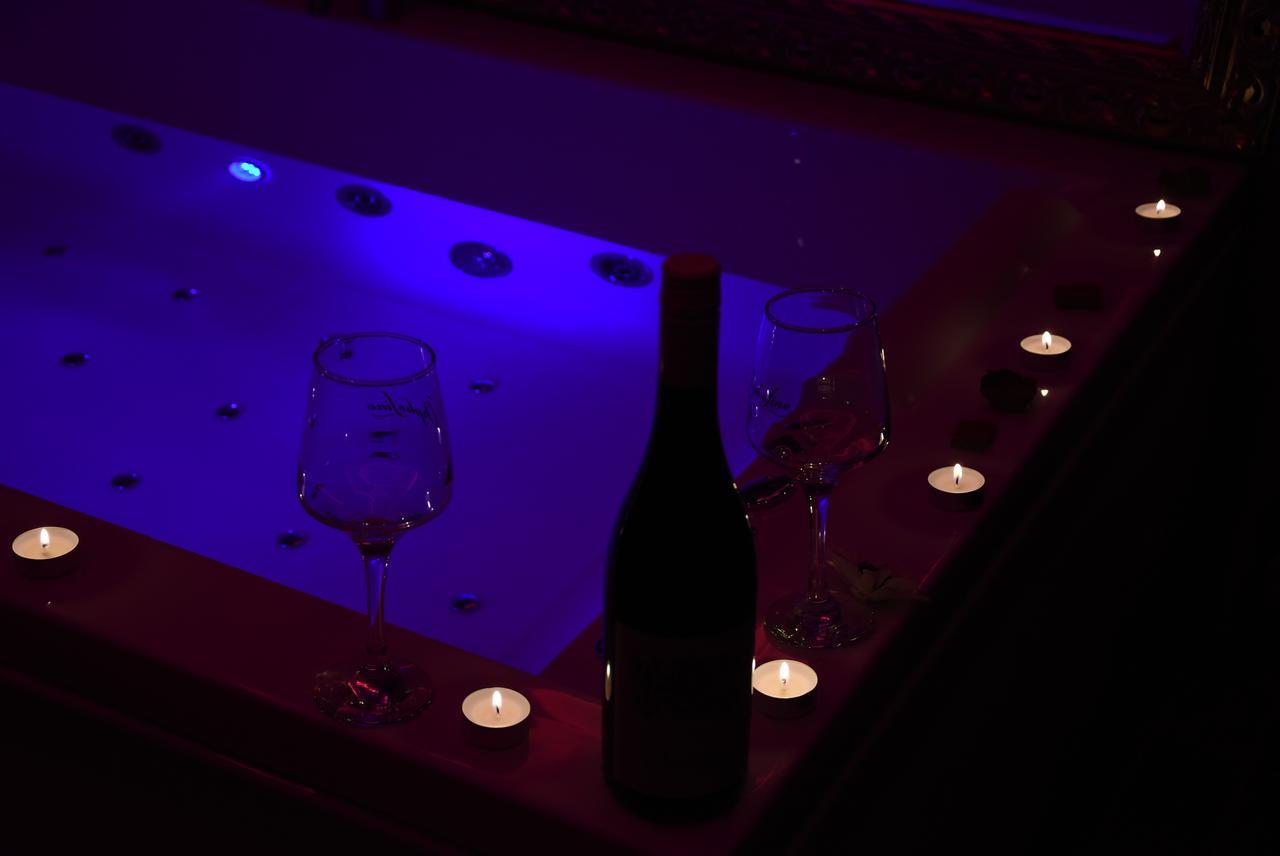 Central Business Apartments Jacuzzi Belgrade Extérieur photo