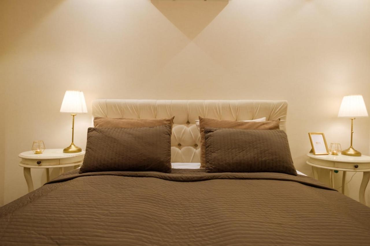 Central Business Apartments Jacuzzi Belgrade Extérieur photo